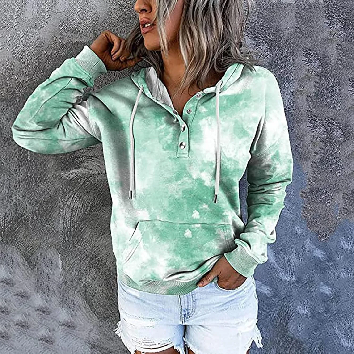 DASAYO Women Vintage Aztec Print Oversized Sweatshirt Relaxed Fit Pullover Hooded Kangaroo Pocket Y2k Jumper Tops 80s Fashion