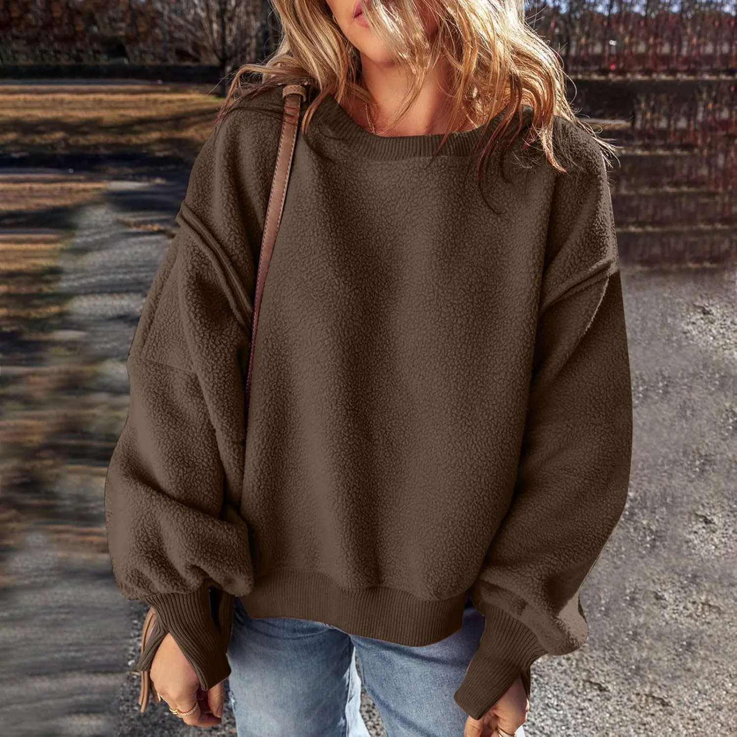 Womens Casual Crewneck Sweatshirt Fleece Long Sleeve Tops Oversized Pullover Winter Fashion Outfits Clothes 2024