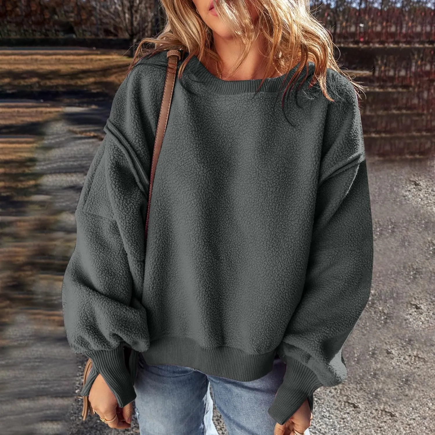 Womens Long Sleeve Warm Fuzzy Sweatshirts Sherpa Fleece Sweatshirt Drop Shoulder Casual Fashion Crewneck Sweaters