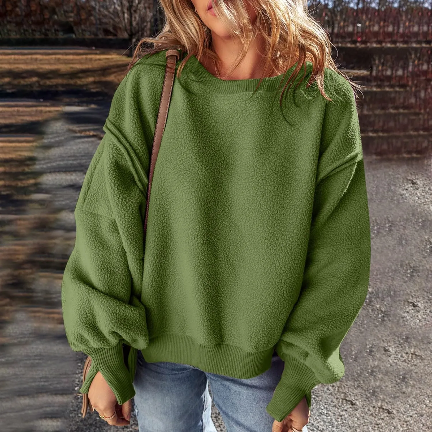 Women's Sherpa Fleece Oversized Sweatshirts Drop Shoulder Long Sleeve Hoodies Crewneck Warm Fuzzy Sweatshirt