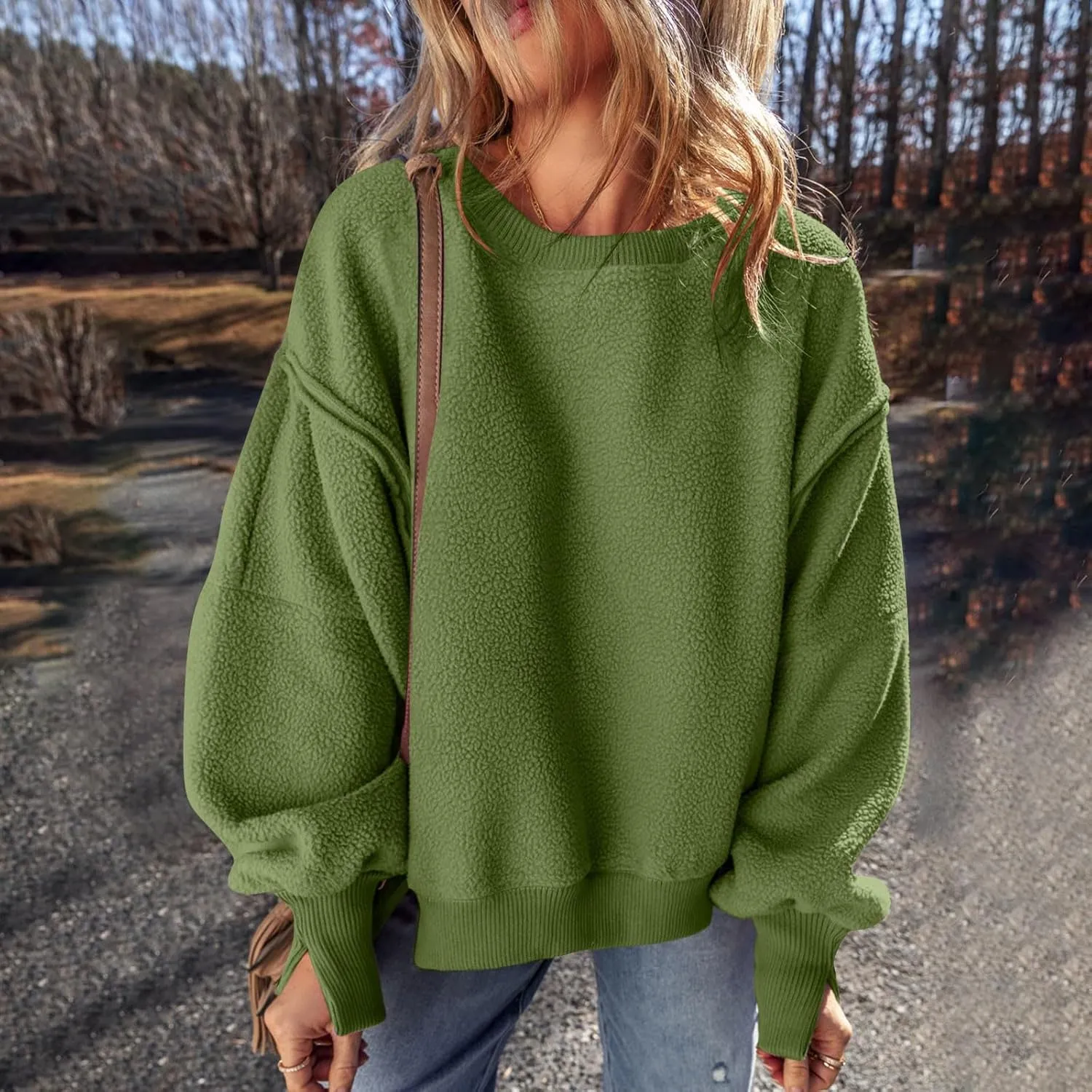 Women's Sherpa Fleece Oversized Sweatshirts Drop Shoulder Long Sleeve Hoodies Crewneck Warm Fuzzy Sweatshirt
